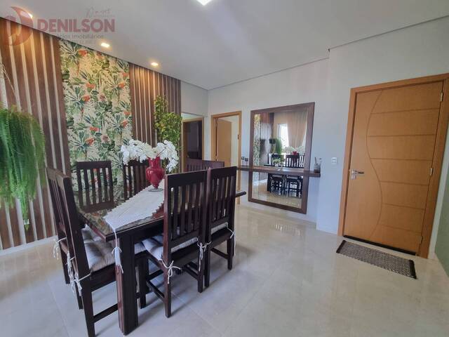 #1215 - Apartamento para Venda em Tangará da Serra - MT - 1