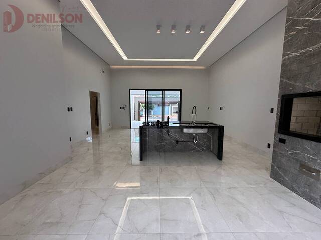 Casa para Venda em Tangará da Serra - 5