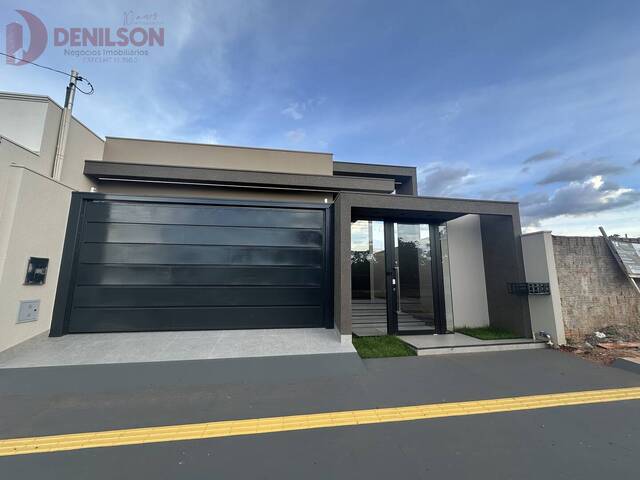 #1334 - Casa para Venda em Tangará da Serra - MT